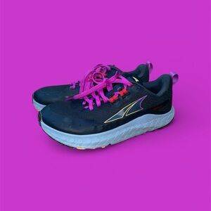 Women's sz 7.5 Altra Outroad ALOA7R72241 Trail Running Shoes Gray Black Purple